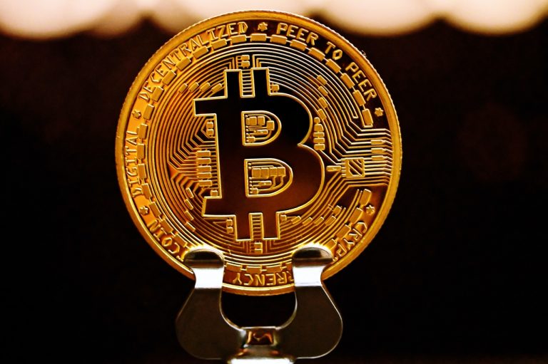 Bitcoin Kurs Explosion auf über 43.000 Dollar – 14% Zugewinn an einem Tag