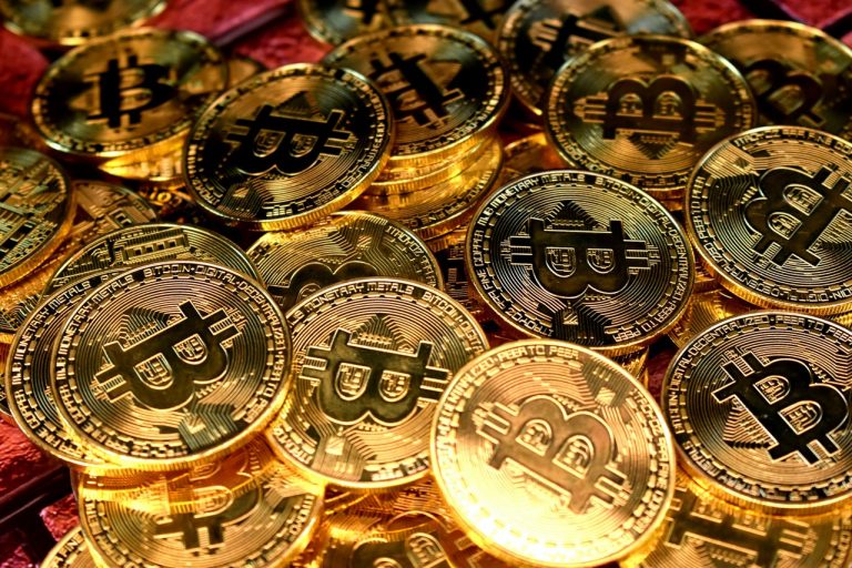 Immer mehr große Investoren: Bitcoin Orders über 100.000 Dollar steigen