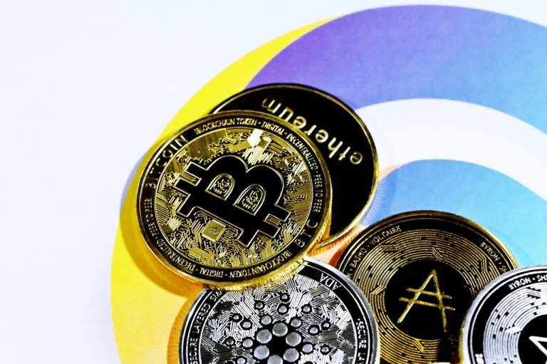 Diese 3 Kryptowährungen stürzen gerade stärker ab als der Bitcoin