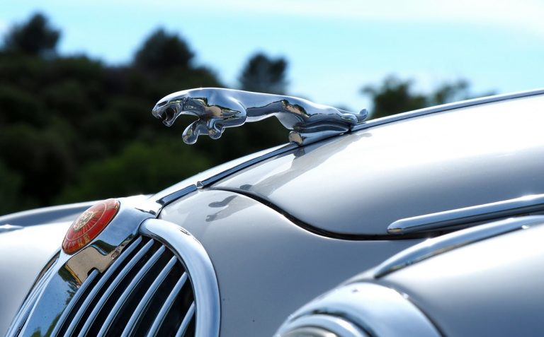 Jaguar Landrover bindet IOTA Technologie in seine Modelle ein