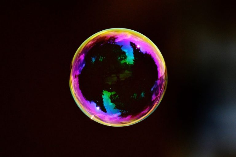 Wie erkennt man die Spitze einer Blase? Ist Bitcoin eine Blase?
