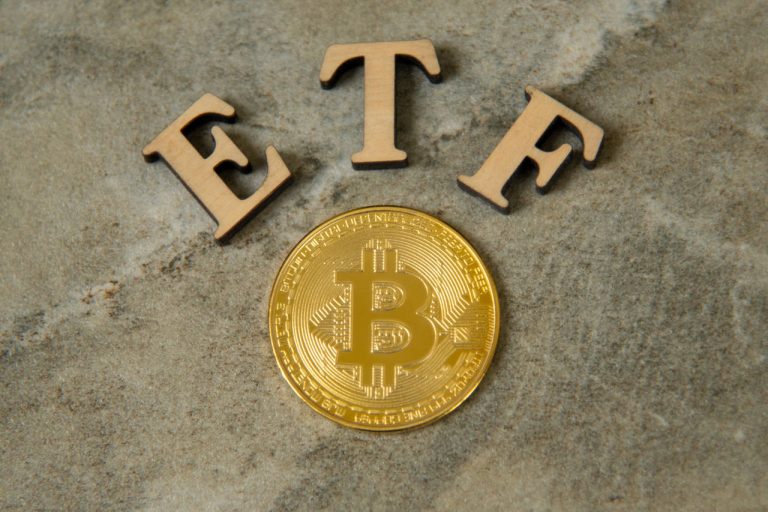 SEC akzeptiert Bitcoin ETF Antrag von BlackRock, Bullrun startet?