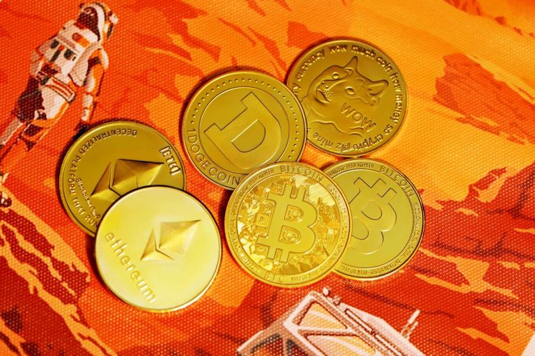 Kryptowährungen Monatsrückblick – Diese 3 Coins waren besonders stark!