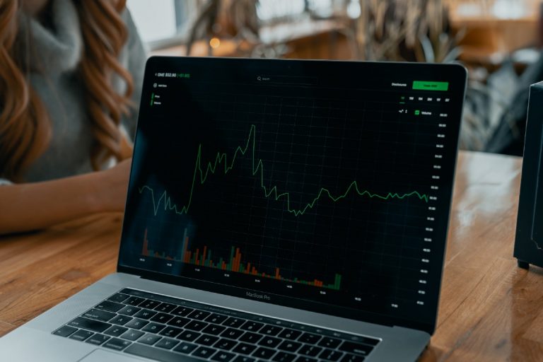 These Top 3 Cryptocurrencies Are Exploding Despite the Market Correction