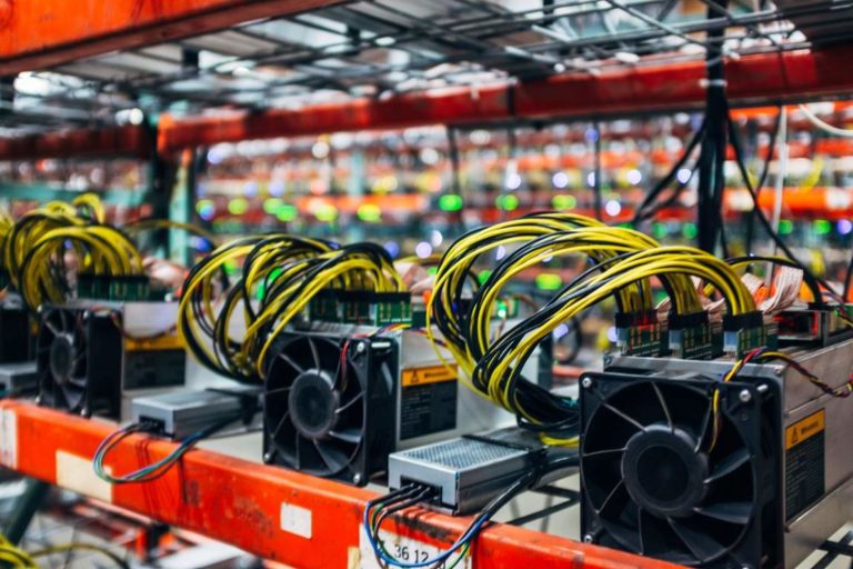 What is Bitcoin Mining RIG?