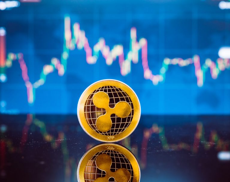 XRP: Ready for a Surge? Our Price Analysis!